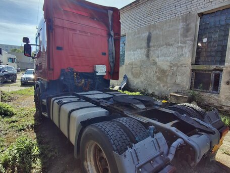 2006 Scania 4-Series, красный, 1688566 рублей, вид 5