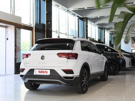 2023 Volkswagen T-Roc I (China Market), белый, 1555000 рублей, вид 5