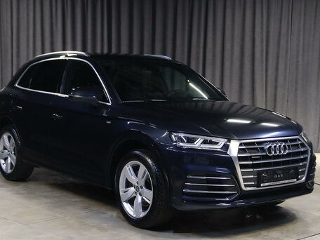 2020 Audi Q5 II (FY), чёрный, 2749000 рублей, вид 3