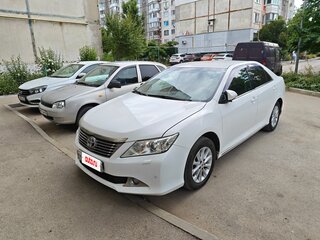 2012 Toyota Camry VII (XV50), белый, 1249000 рублей, вид 2