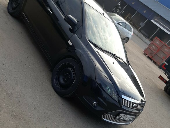 2010 Ford Focus II Рестайлинг, чёрный, 550000 рублей - вид 5