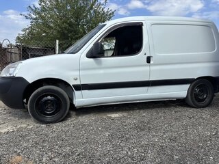 2010 Peugeot Partner I Рестайлинг, белый, 250000 рублей, вид 3