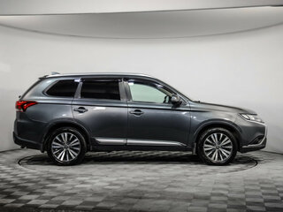 2019 Mitsubishi Outlander III Рестайлинг 3, серый, 1880777 рублей, вид 4