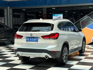 2023 BMW X1 Long 20Li sDrive II (F48) Рестайлинг, белый, 2000000 рублей, вид 4