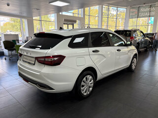 2024 Lada (ВАЗ) Vesta SW I Рестайлинг (NG), белый, 1288000 рублей, вид 4