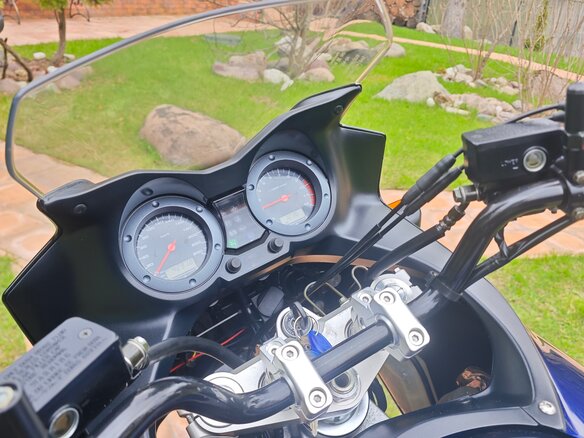 2002 Suzuki V-Strom 1000, синий, 499999 рублей - вид 19