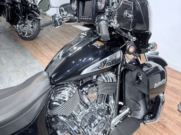 2023 Indian Roadmaster, чёрный, 3499000 рублей - вид 12