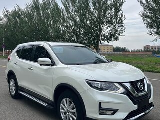 2022 Nissan X-Trail III Рестайлинг, белый, 1633000 рублей, вид 3