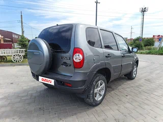 2013 Chevrolet Niva I Рестайлинг, серый, 669000 рублей, вид 3