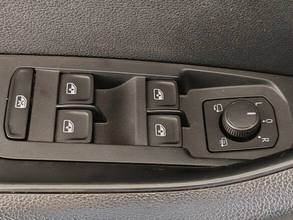 2021 Skoda Karoq DSG6 I, серебристый, 2540000 рублей - вид 17