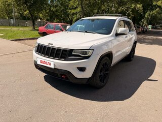 2013 Jeep Grand Cherokee IV (WK2) Рестайлинг, белый, 2000000 рублей, вид 3