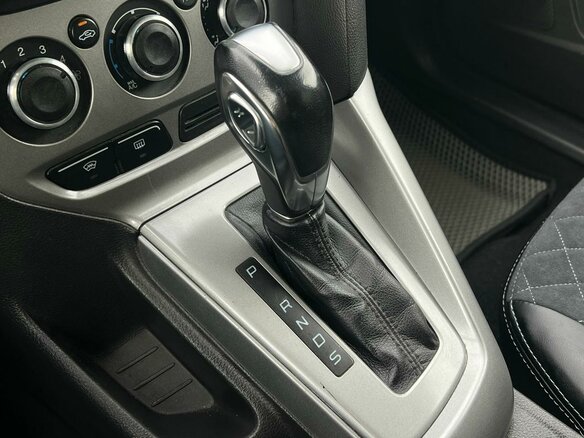 2014 Ford Focus III, синий, 830000 рублей - вид 11