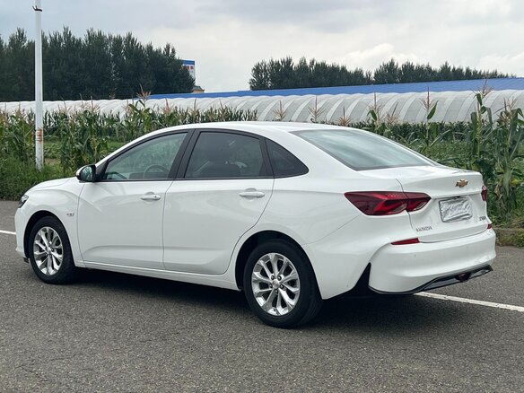 2023 Chevrolet Monza II Рестайлинг, белый, 1355000 рублей - вид 3