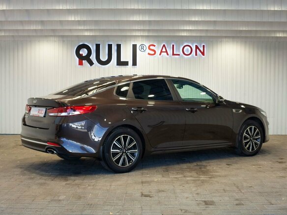 2016 Kia Optima IV, коричневый, 1785000 рублей - вид 10