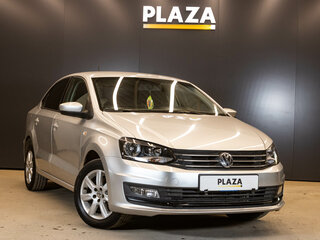 2016 Volkswagen Polo V Рестайлинг, серебристый, 750000 рублей, вид 2