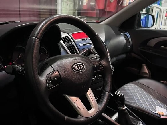 2012 Kia Ceed I Рестайлинг, серый, 750000 рублей - вид 5