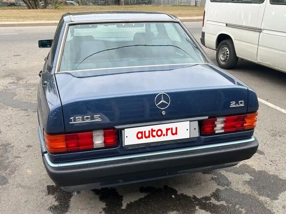 1993 Mercedes-Benz 190 (W201), синий, 1100000 рублей - вид 3