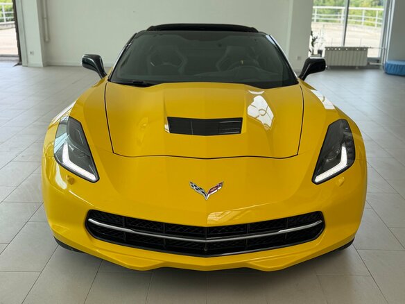 2014 Chevrolet Corvette Stingray C7, жёлтый, 6490000 рублей - вид 1