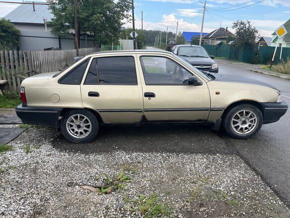 2005 Daewoo Nexia I, золотистый, 86000 рублей - вид 2
