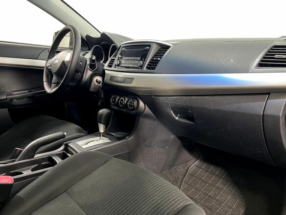 2013 Mitsubishi Lancer X Рестайлинг, белый, 960000 рублей - вид 11