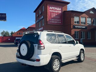 2009 Toyota Land Cruiser Prado 120 Series Рестайлинг, белый, 1700000 рублей, вид 4