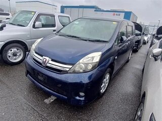 2011 Toyota ISis I Рестайлинг, синий, 1100000 рублей, вид 1