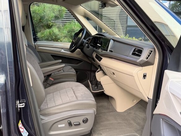 2023 Volkswagen Multivan T7, синий, 6200000 рублей - вид 27