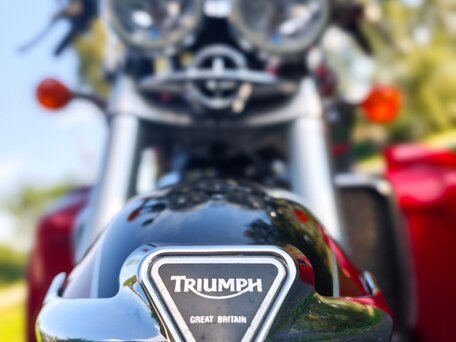 2005 Triumph Rocket III, чёрный, 700000 рублей, вид 1