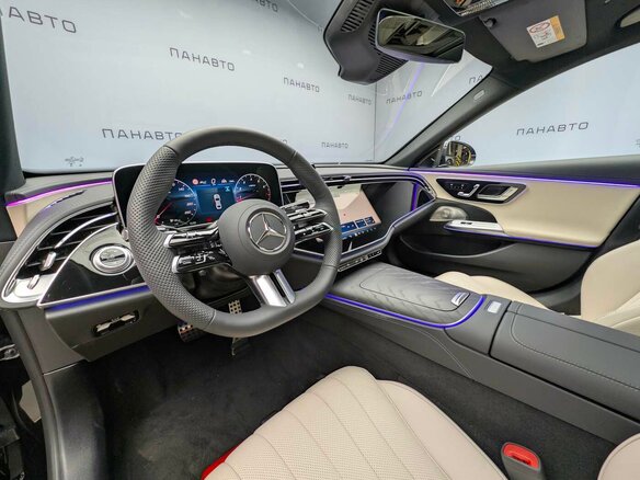 2025 Mercedes-Benz E-Класс 300 VI (W214, S214), чёрный - вид 4