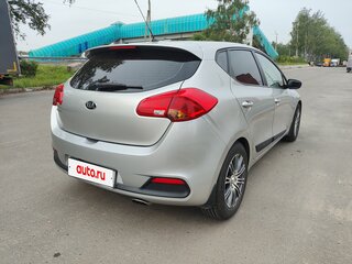 2013 Kia Ceed II, серебристый, 800000 рублей, вид 4