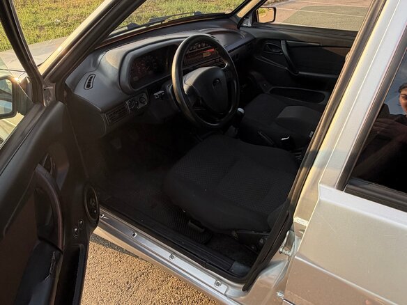 2007 Lada (ВАЗ) 2114, серебристый, 350000 рублей - вид 20