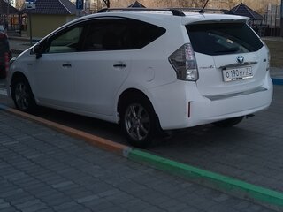 2013 Toyota Prius Alpha I (ZVW40/41), белый, 1225000 рублей, вид 4