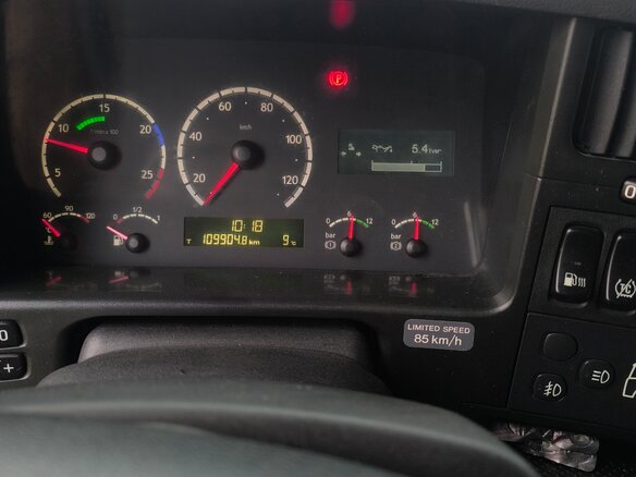 2005 Scania R-Series, чёрный, 1950000 рублей - вид 9