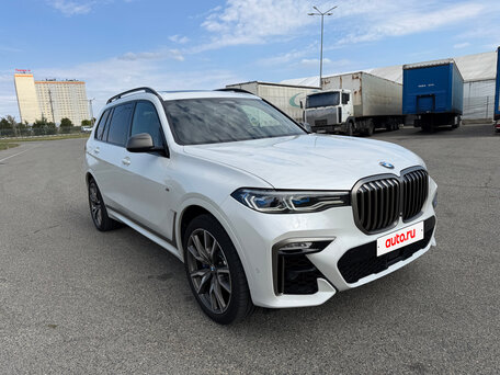 2021 BMW X7 M50d I (G07), белый, 8150000 рублей, вид 3