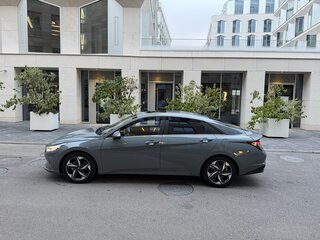 2021 Hyundai Elantra VII (CN7), серый, 1850000 рублей, вид 3