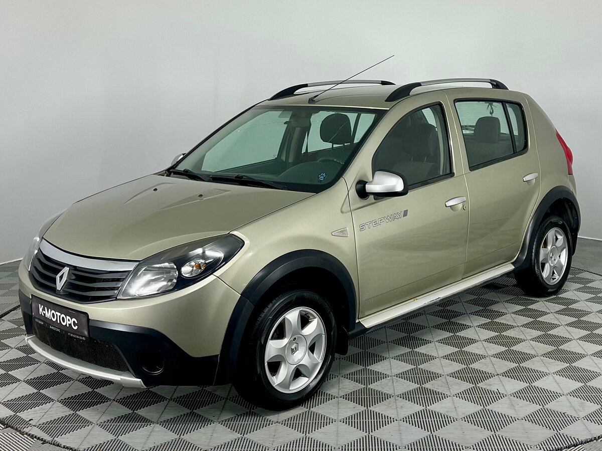 Открыть фотографии: Renault Sandero I