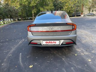 2021 Hyundai Sonata VIII (DN8), серебристый, 1725000 рублей, вид 2
