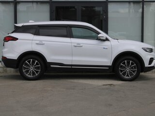 2024 Geely Atlas Pro, белый, 1935000 рублей, вид 4