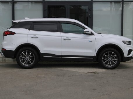 2024 Geely Atlas Pro, белый, 2040000 рублей, вид 4