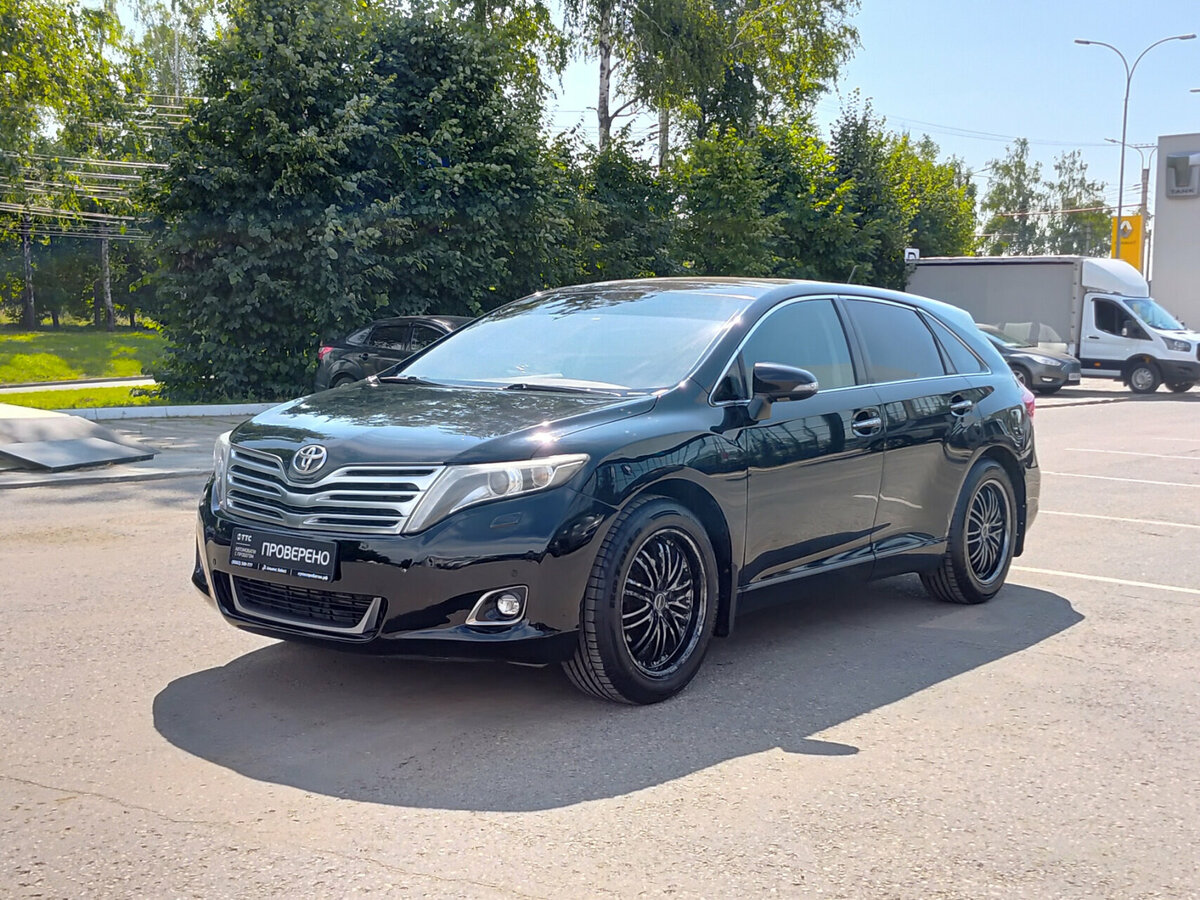 Открыть фотографии: Toyota Venza I Рестайлинг
