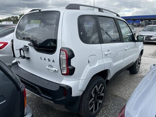 2026 Lada (ВАЗ) Niva Travel I Рестайлинг, белый, 1814000 рублей, вид 5