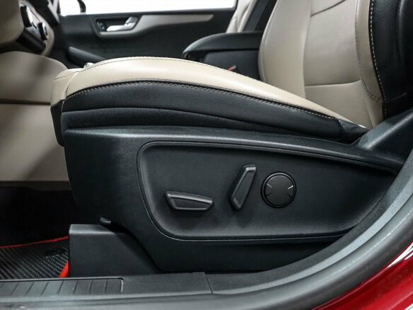 2020 Ford Escape IV, красный, 1599000 рублей - вид 18