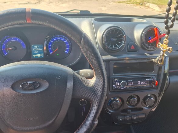 2014 Lada (ВАЗ) Granta Sport I, белый, 500000 рублей - вид 23