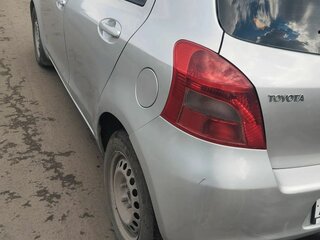 2008 Toyota Yaris II, серый, 590000 рублей, вид 4