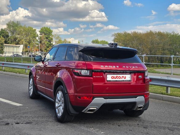 2015 Land Rover Range Rover Evoque I Рестайлинг, красный, 2350000 рублей - вид 3