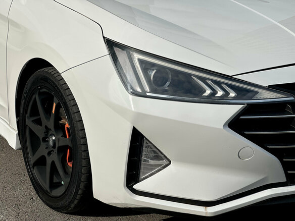 2019 Hyundai Elantra Sport VI (AD) Рестайлинг, белый - вид 3