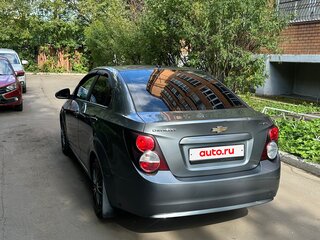 2014 Chevrolet Aveo II, серый, 550000 рублей, вид 4