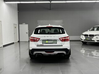 2018 Lada (ВАЗ) Vesta SW Cross I, белый, 970000 рублей, вид 4