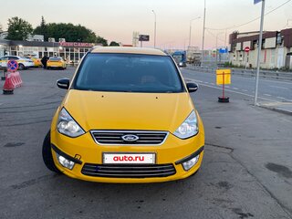 2014 Ford Galaxy II Рестайлинг, жёлтый, 600000 рублей, вид 3