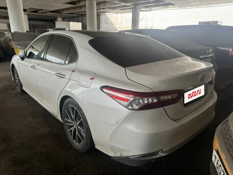 2023 Toyota Camry VIII (XV70) Рестайлинг, белый, 3101560 рублей, вид 2